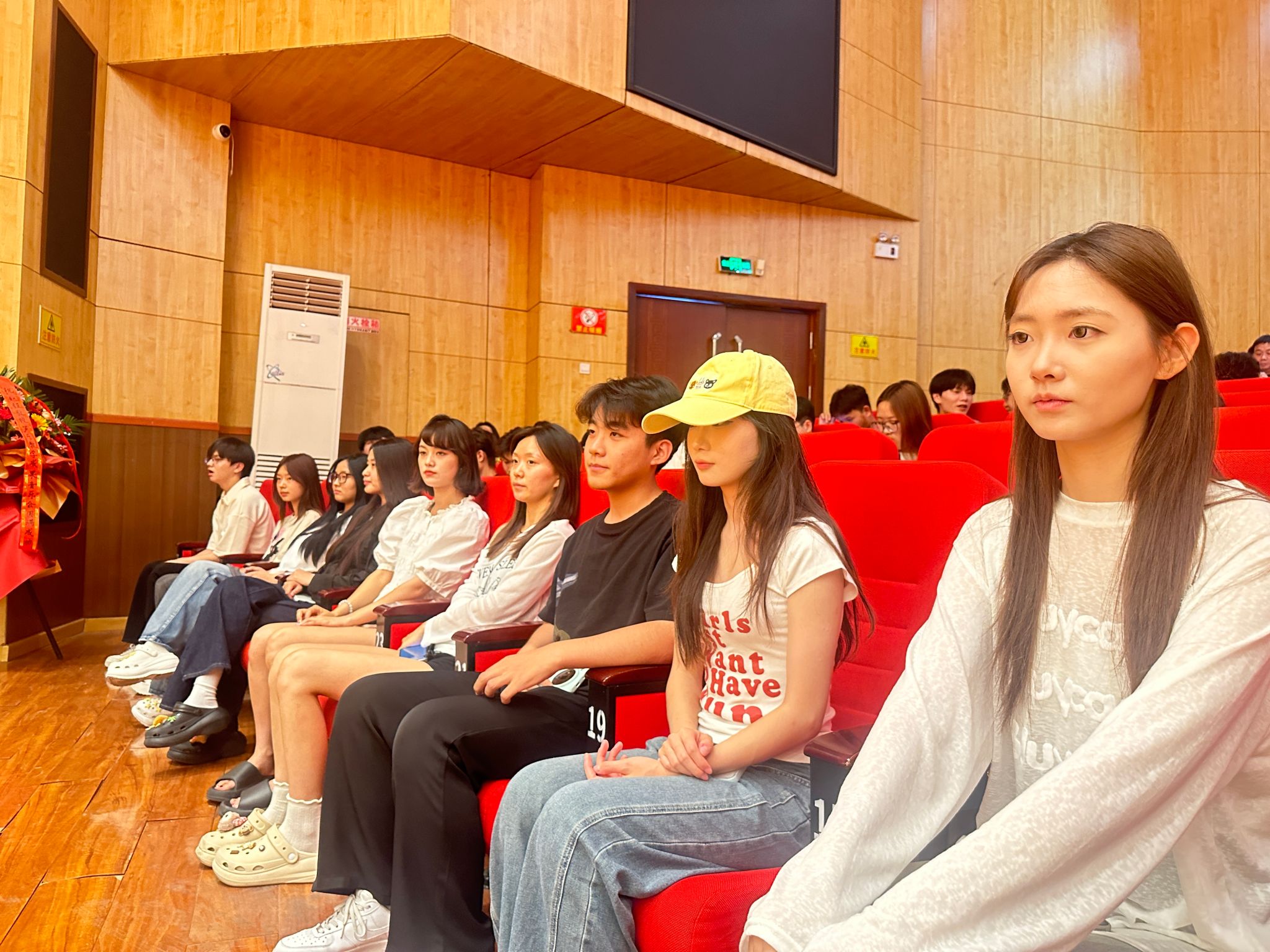 我院組織師生參加音樂舞蹈學院成果匯報會暨文化藝術(shù)交流活動